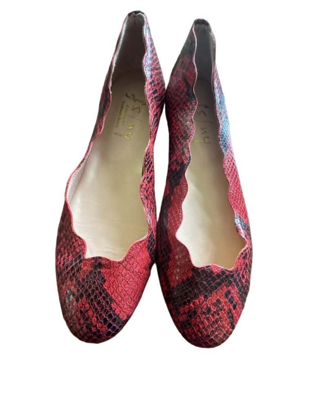 FS NY Red Snakeskin Embossed Scalloped Edge Flats